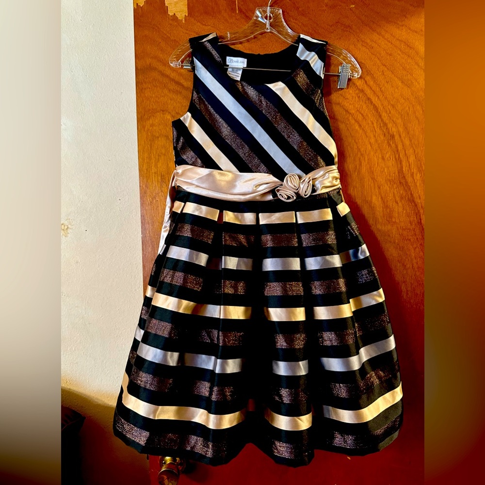 Girls size 16 Black, Gold, & Silver dress